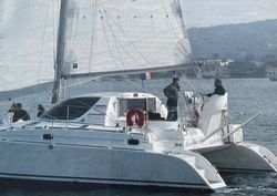 Catana 381